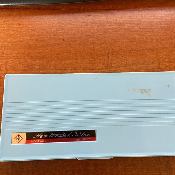 Hamilton Bell Lab Dissection Kit - Picture 1 of 3